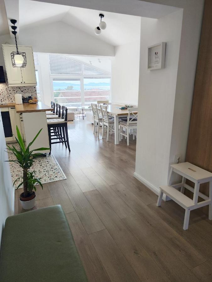 Iva'S Cosy Apartment, Sea View And Free Parking Zadar Exterior photo